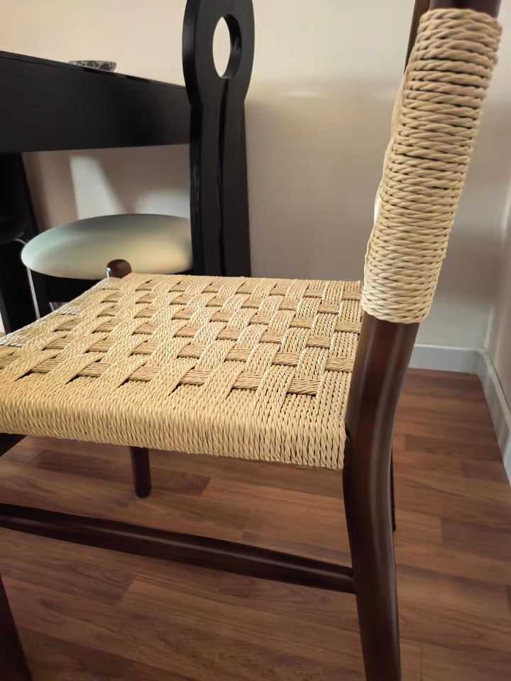 北欧風アームレスダイニングチェア