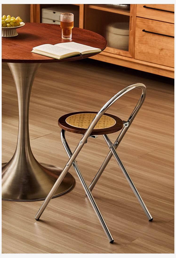 Folding Minimalist Compact Chair