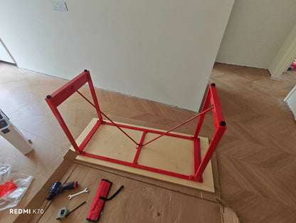 Brut Table (Cast Iron)