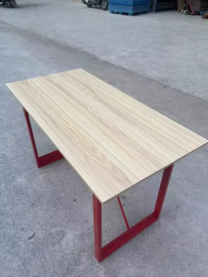 Brut Table (Cast Iron)