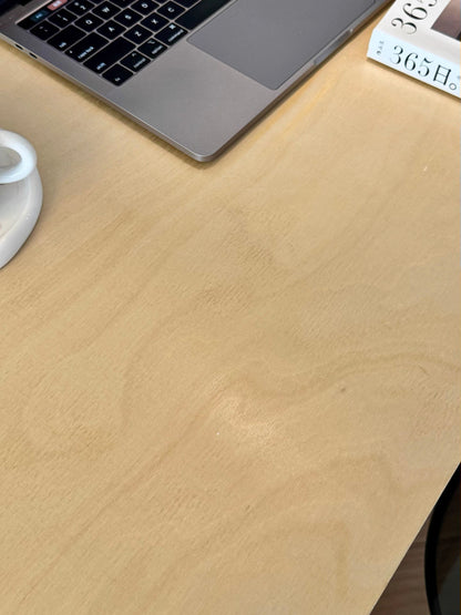 Brut Table (Cast Iron)