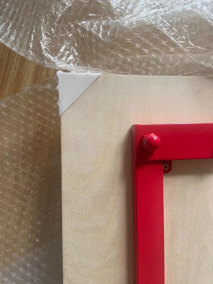 Brut Table (Cast Iron)